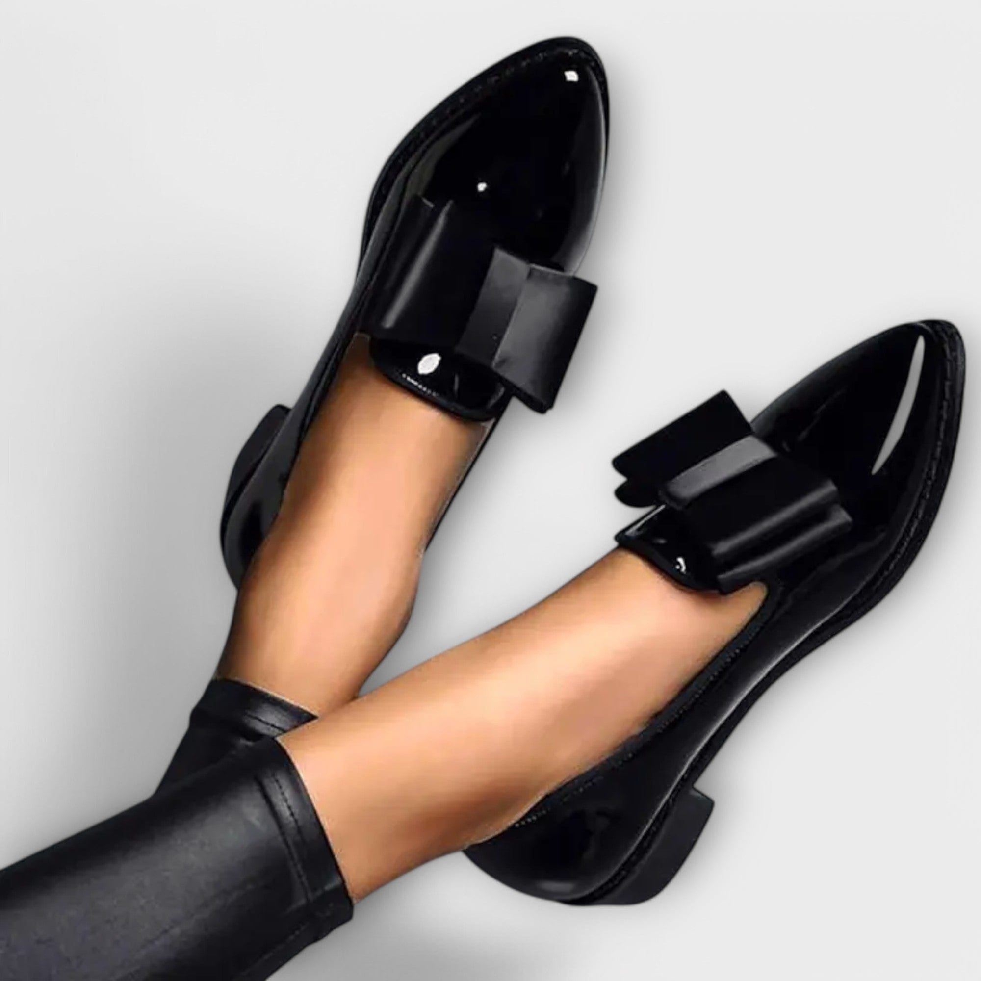 Zaria™ | Mocasines con elegante lazo