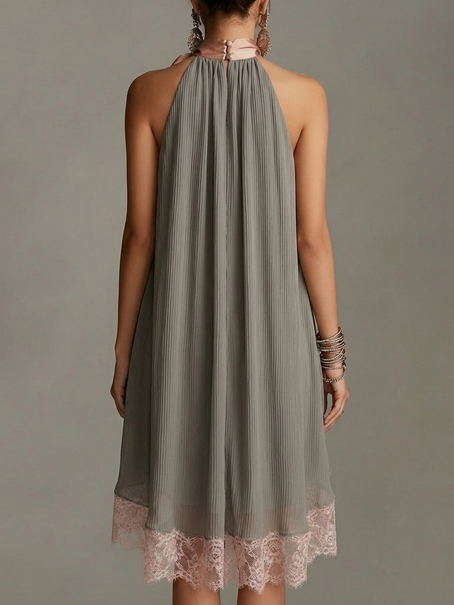 Beatrice | Minivestido gris de satén con lazo rosa y encaje