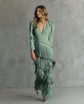 Chiara | Vestido elegante con mangas con flecos